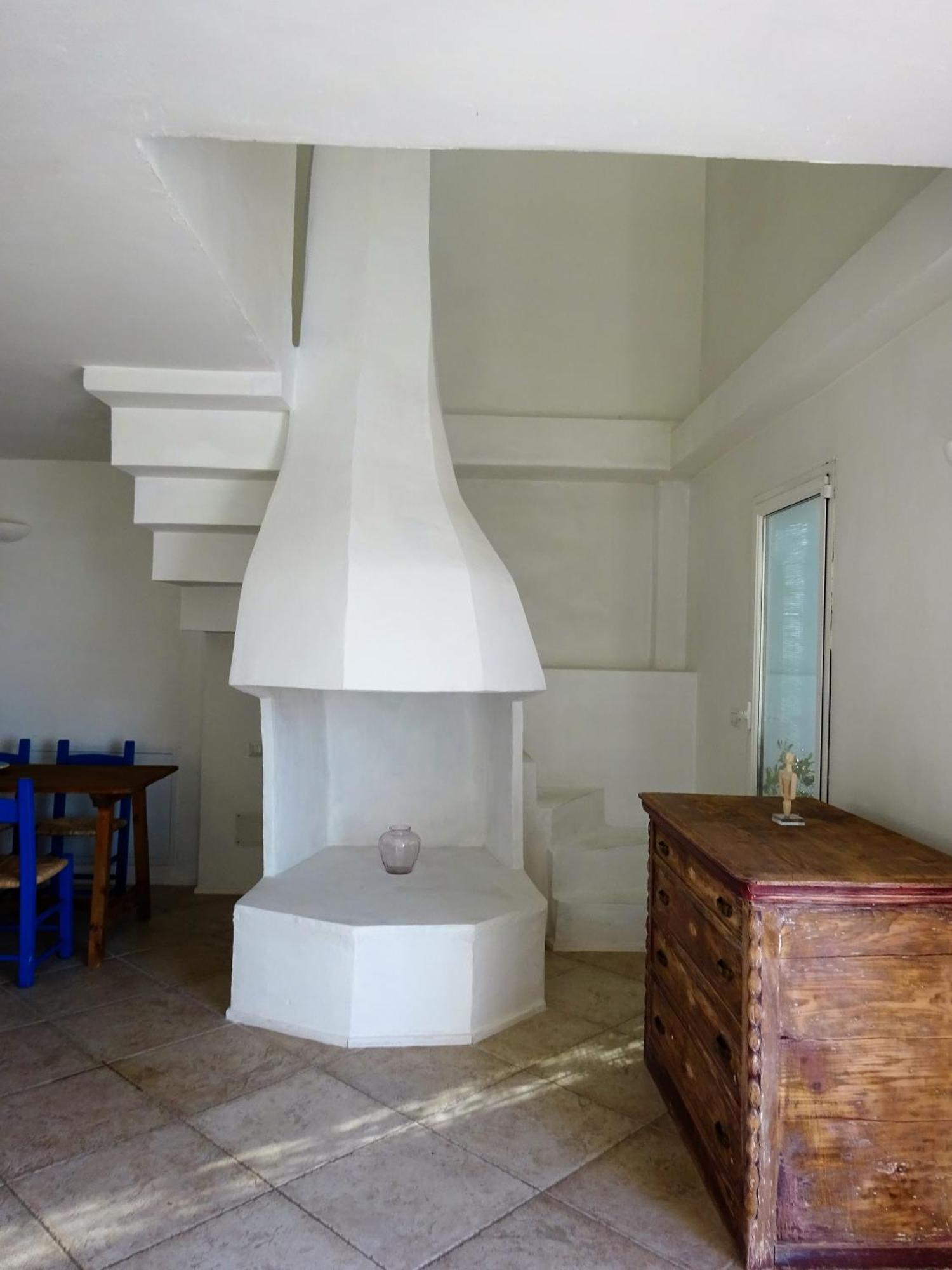 White - San Pantaleo Apartment Exterior photo