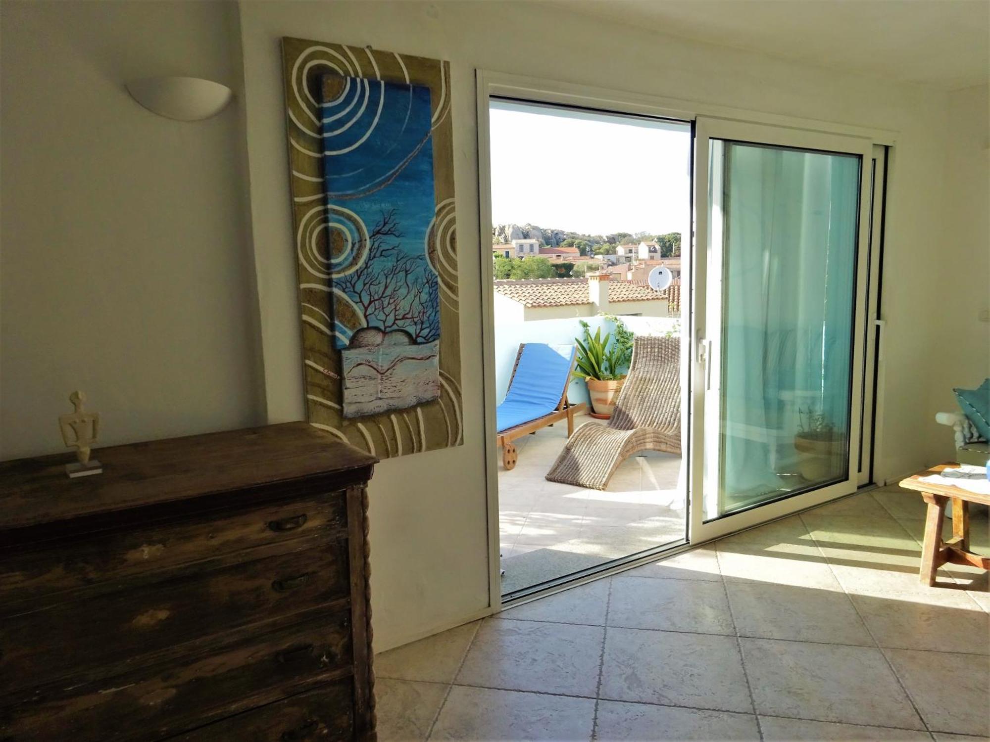 White - San Pantaleo Apartment Exterior photo