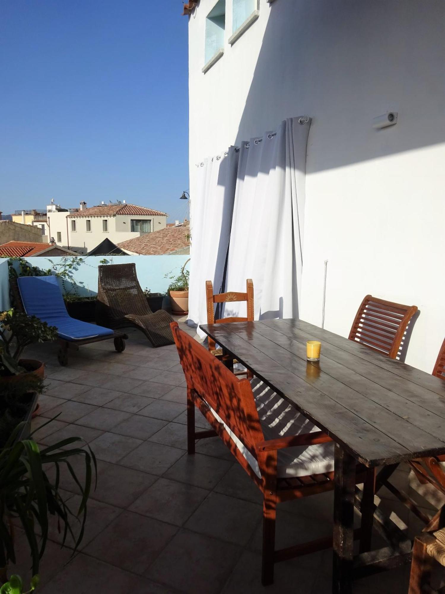 White - San Pantaleo Apartment Exterior photo